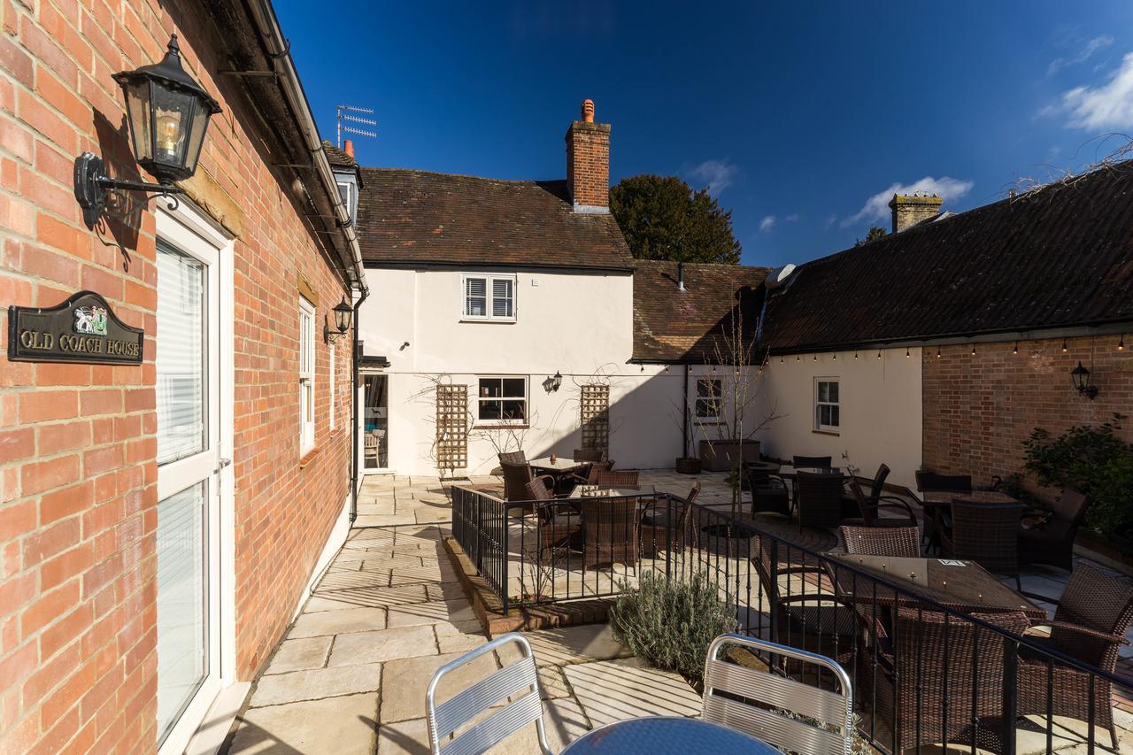 Greyhound Inn Wilton Wilton  Exterior photo